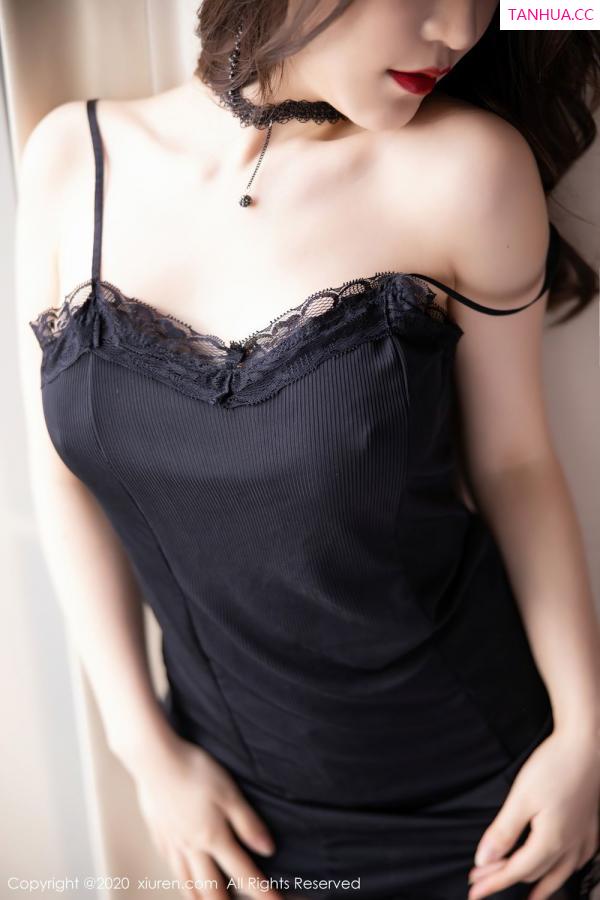 谢芷馨  [XiuRen]高清写真图 2020.09.29 No.2620 绯月樱-Cherry第35张图片